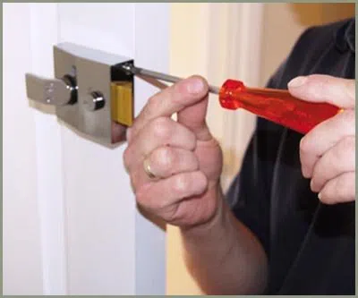 Locksmith Solution Services Duncanville, TX 972-908-5999 - 68-44-11